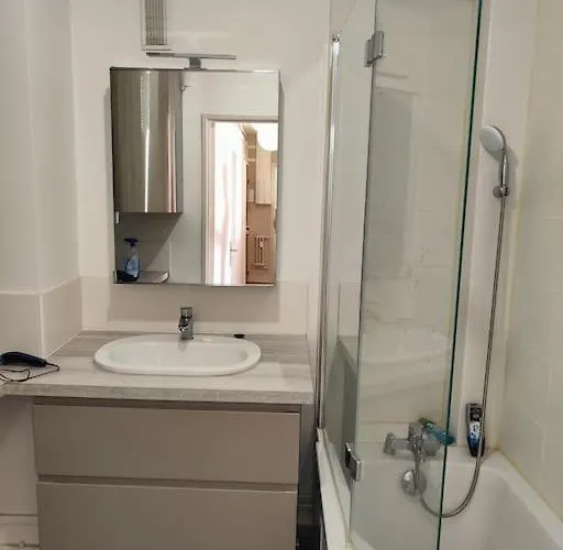 Superbe Lumineux Avec Vue Imprenable טור